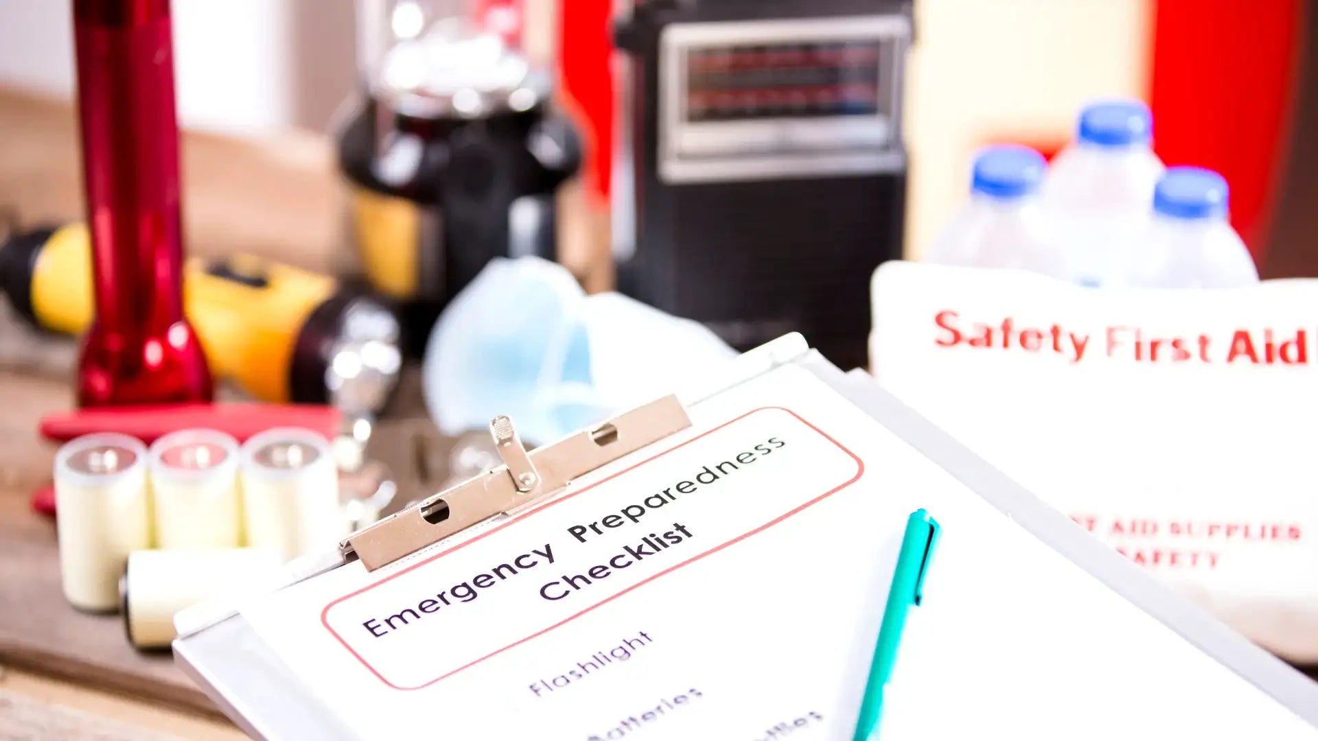 Get Our Disaster Preparedness Checklist: The Survival Checklist That Can Save Your Life